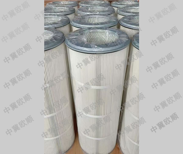 除塵濾芯12